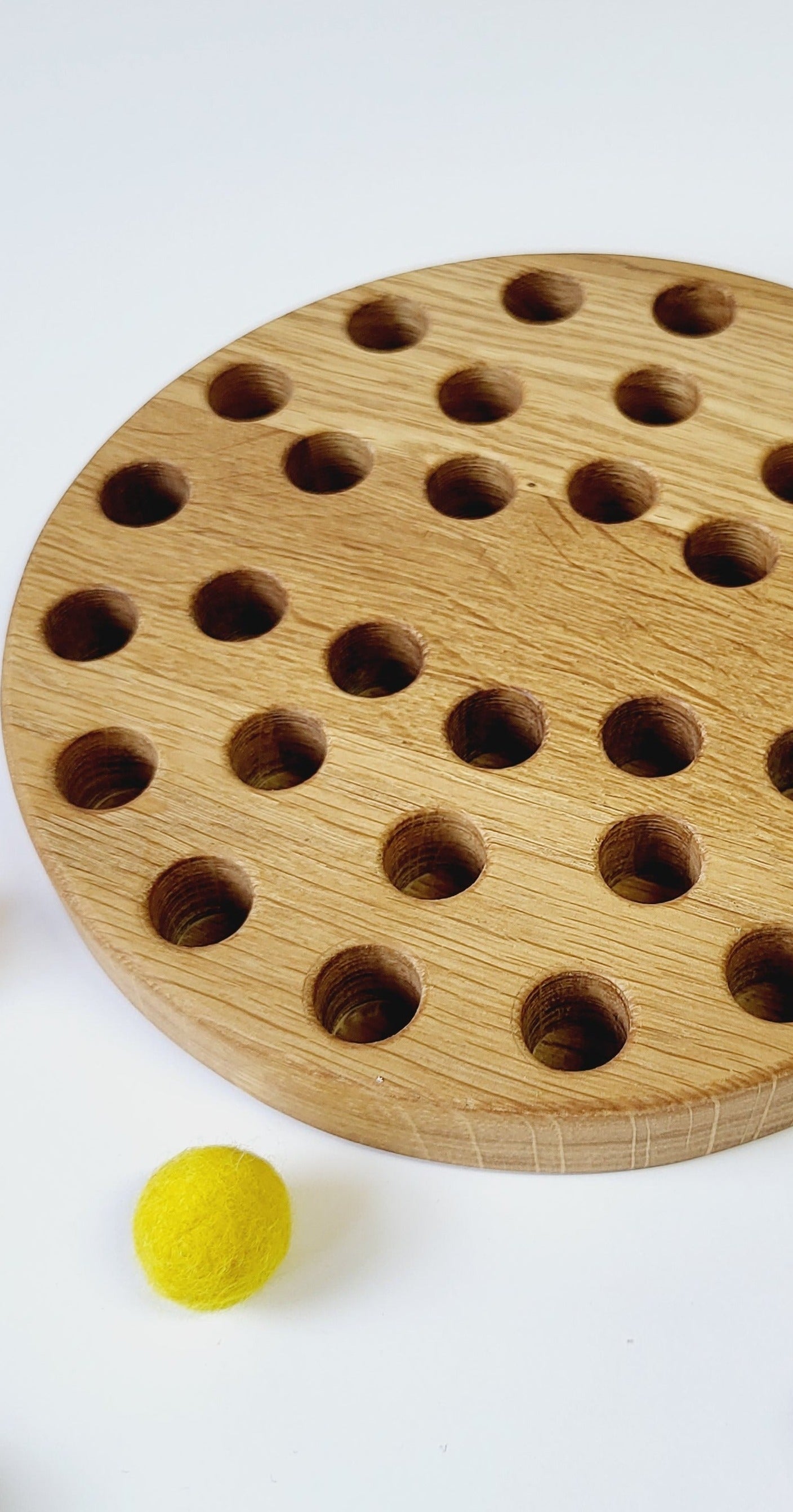 Wooden crayon holder for Stockmar 32 sticks