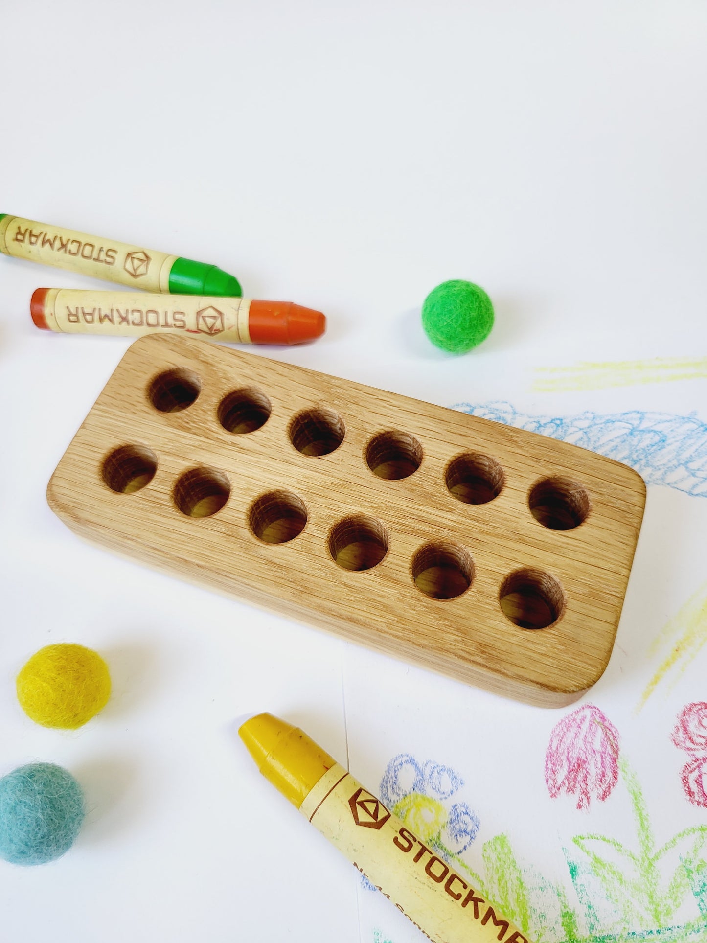 Rectangular crayon holder for 12 sticks