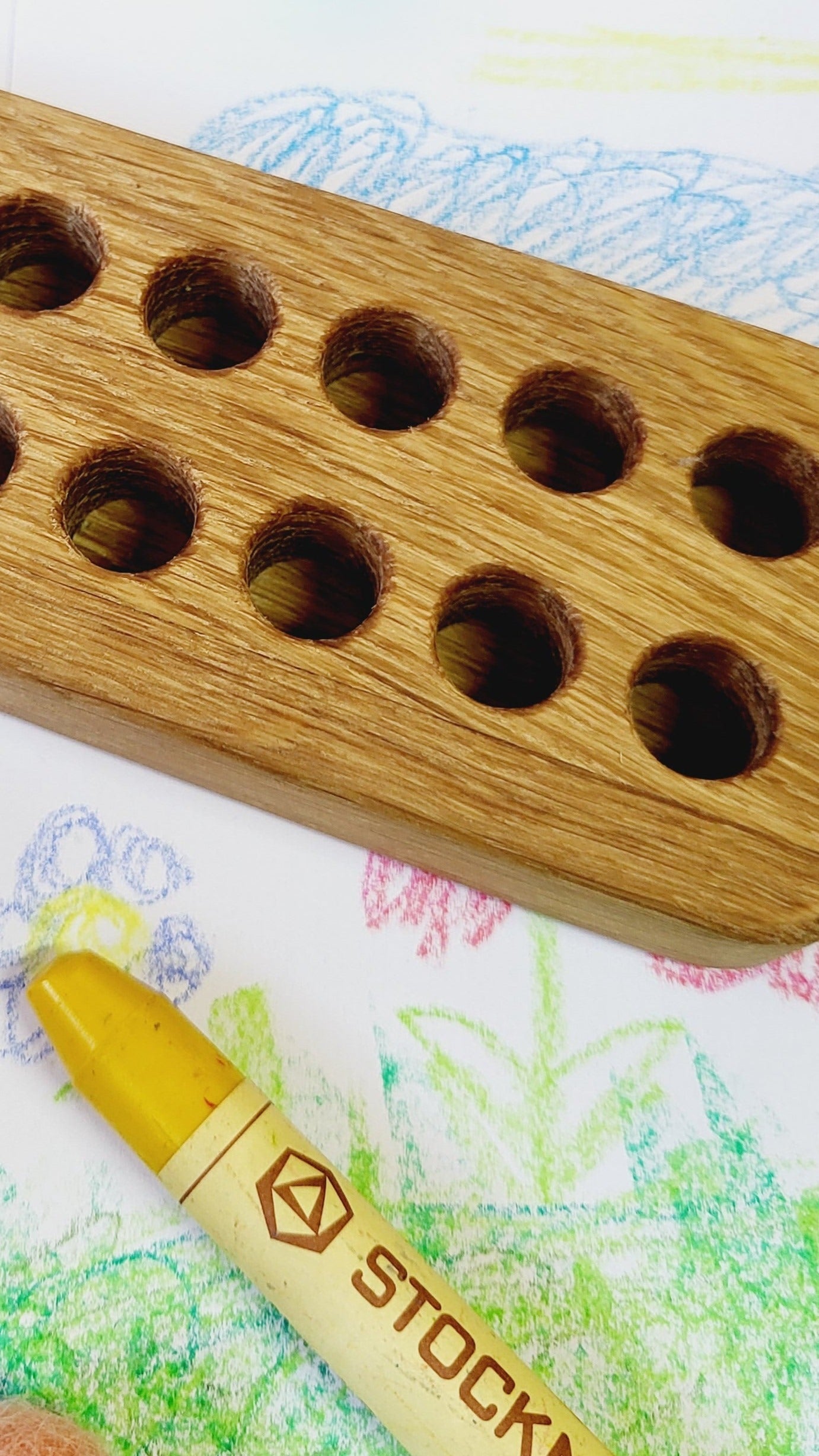 Rectangular crayon holder for 12 sticks