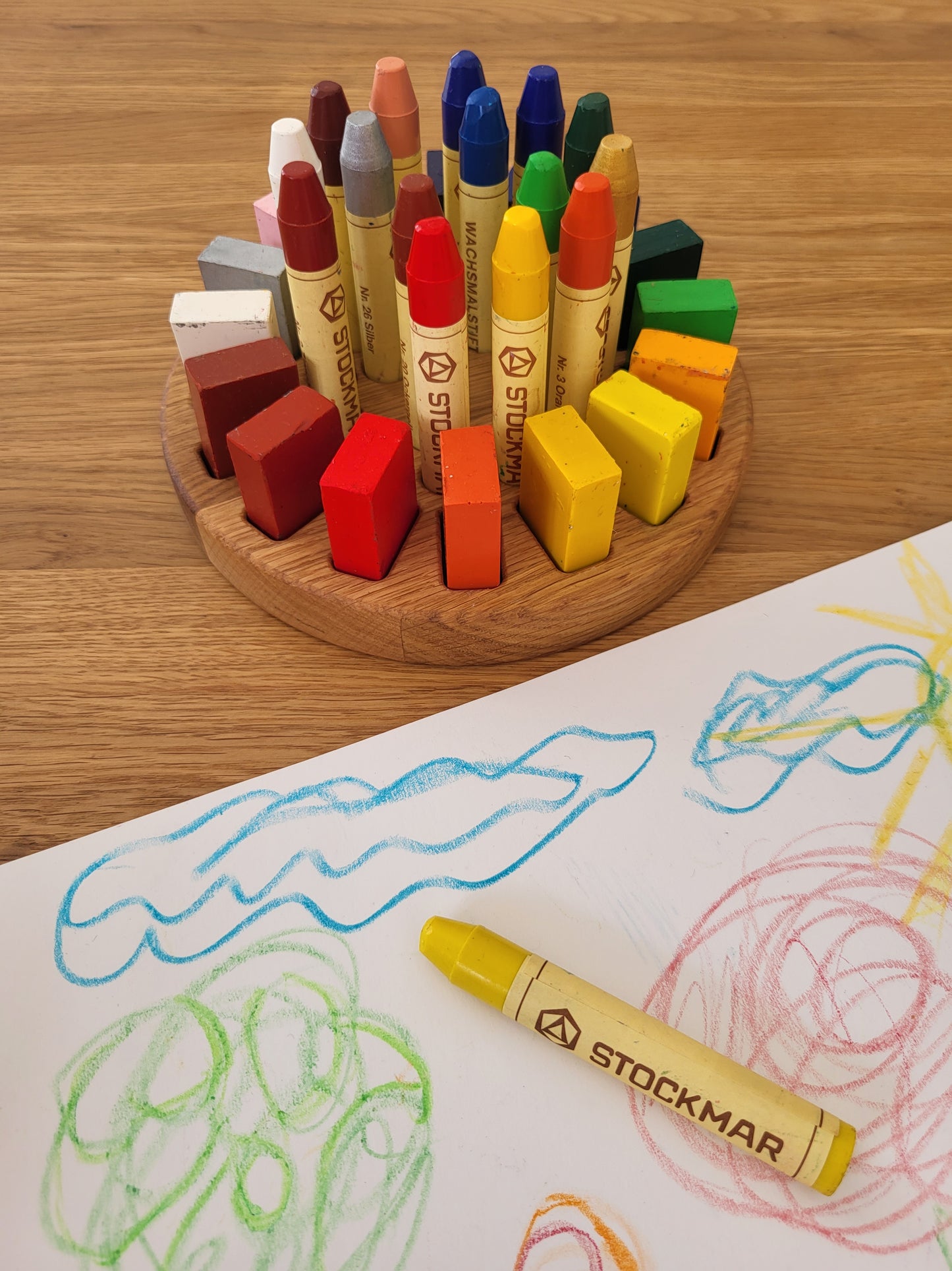 Waldorf Crayon holder for Stockmar 16 Blocks and 16 Sticks ROUND without crayons