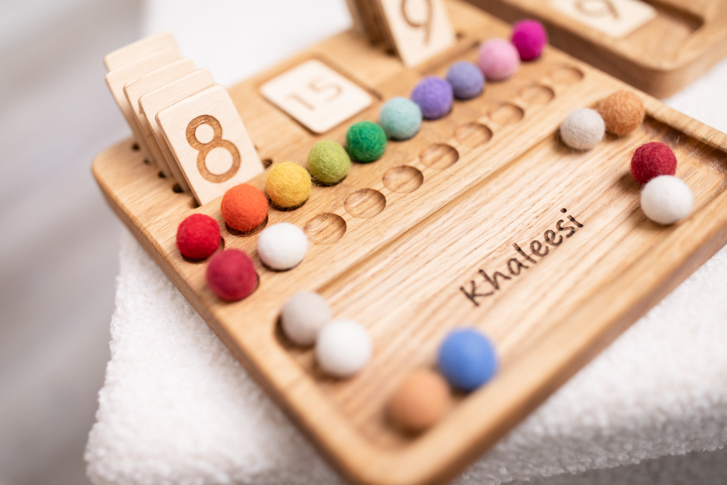 Math reversible board with cards 1-20