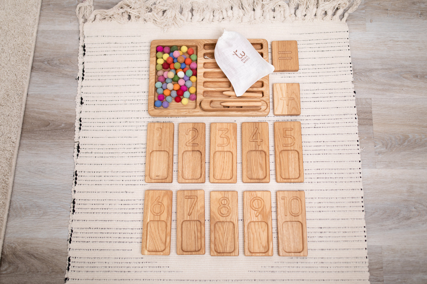 Montessori Set of reversible trays with numbers 1-20