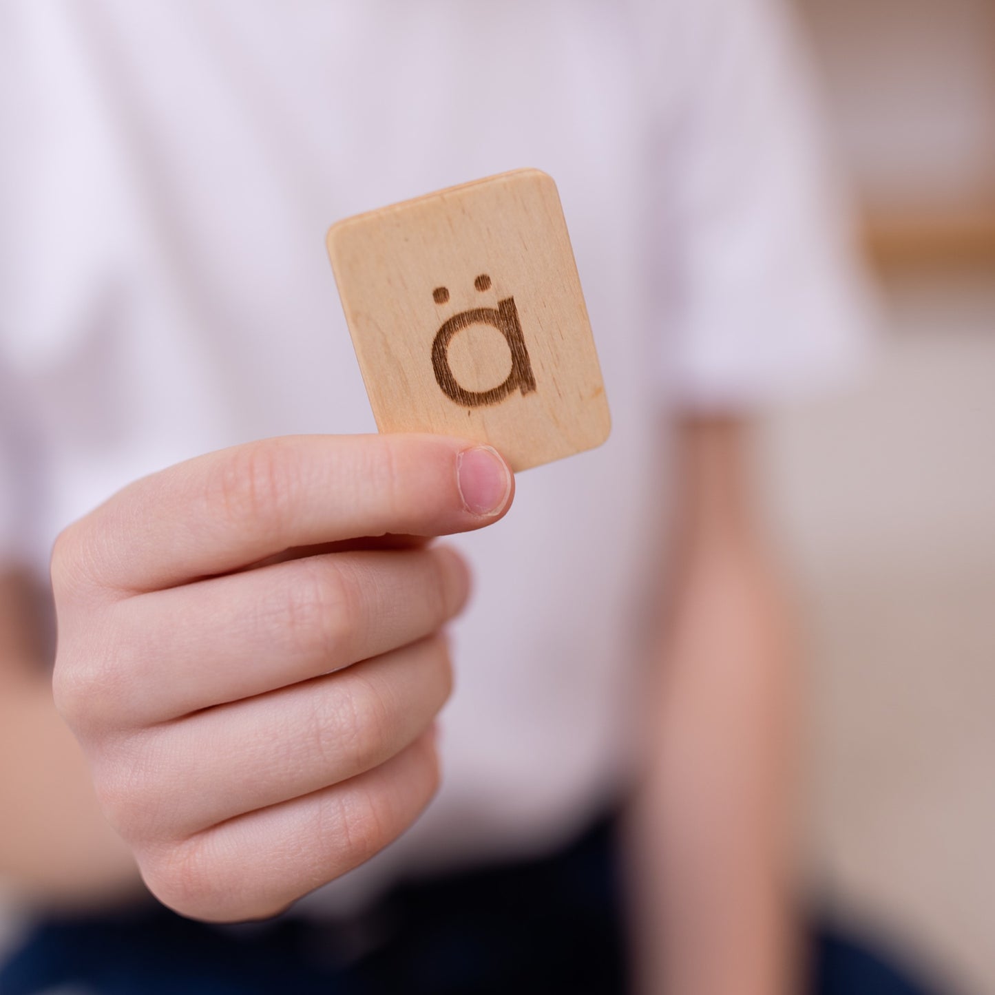 German big board and holder with letters cards