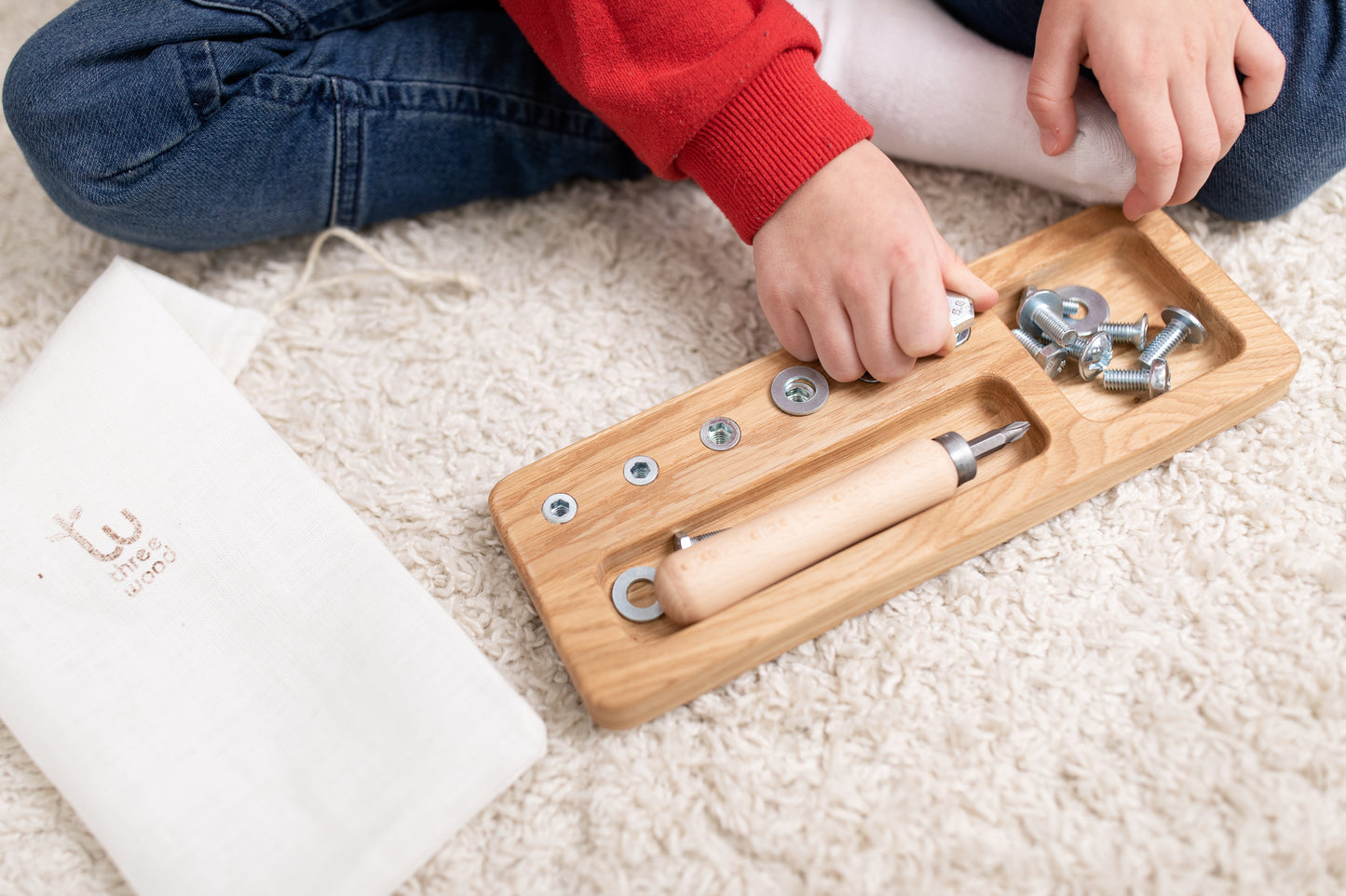 Montessori screw board