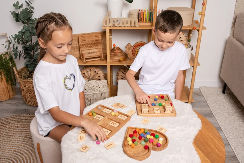 Math reversible board with cards 1-20