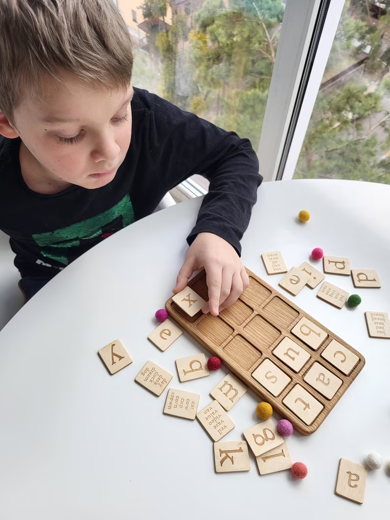 Montessori Alphabet wooden board 3×5 with letters cards