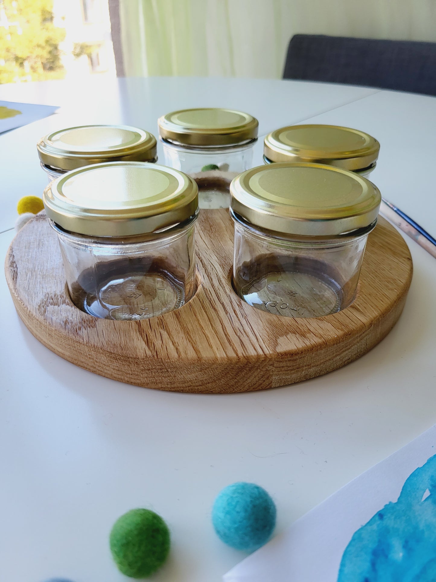 Waldorf paint jar holder round shaped