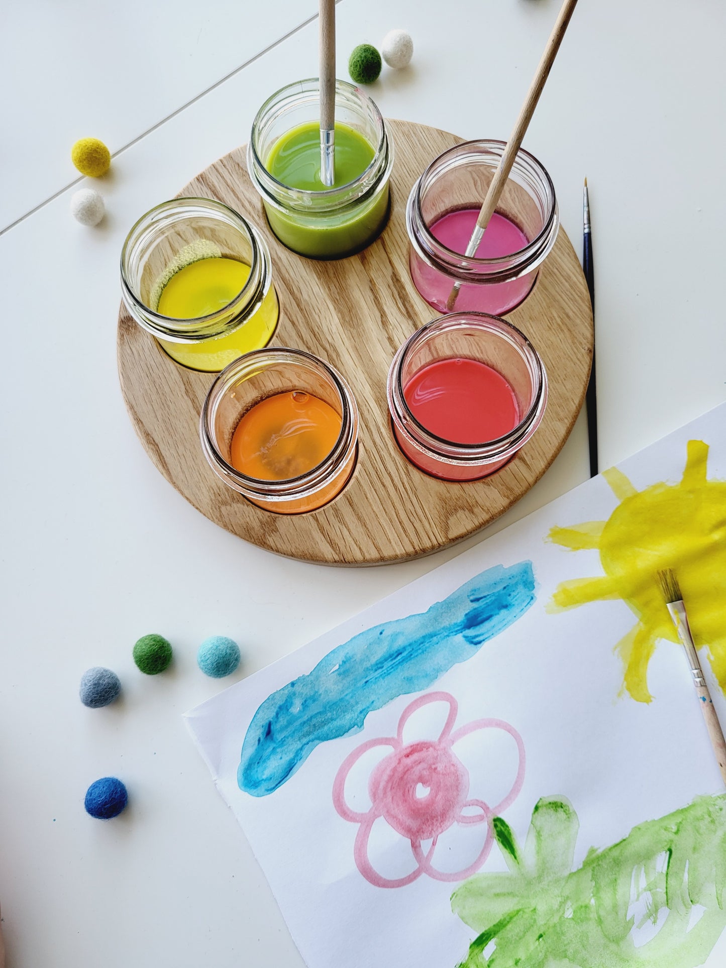 Waldorf paint jar holder round shaped