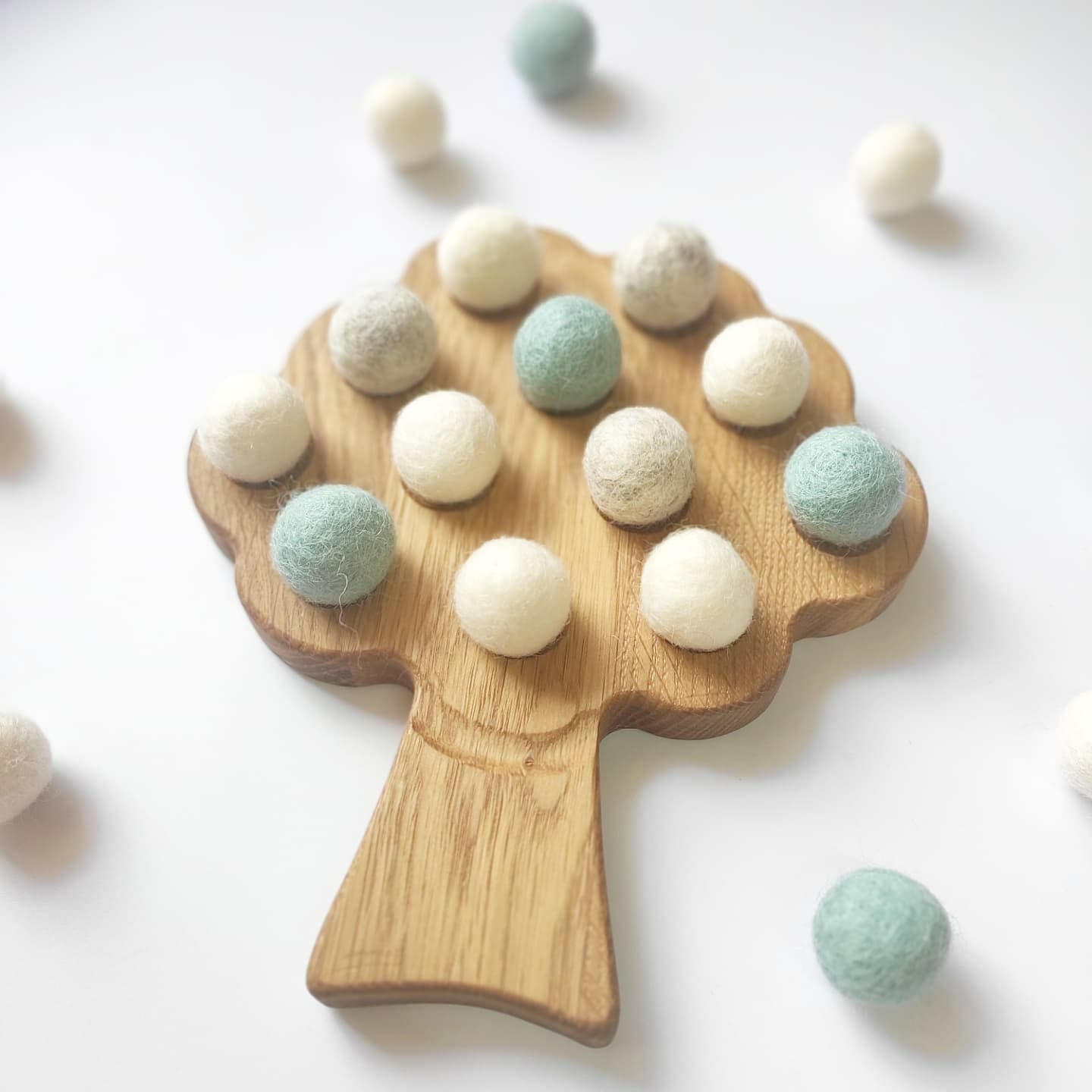 Montessori wooden tree, 4 seasons
