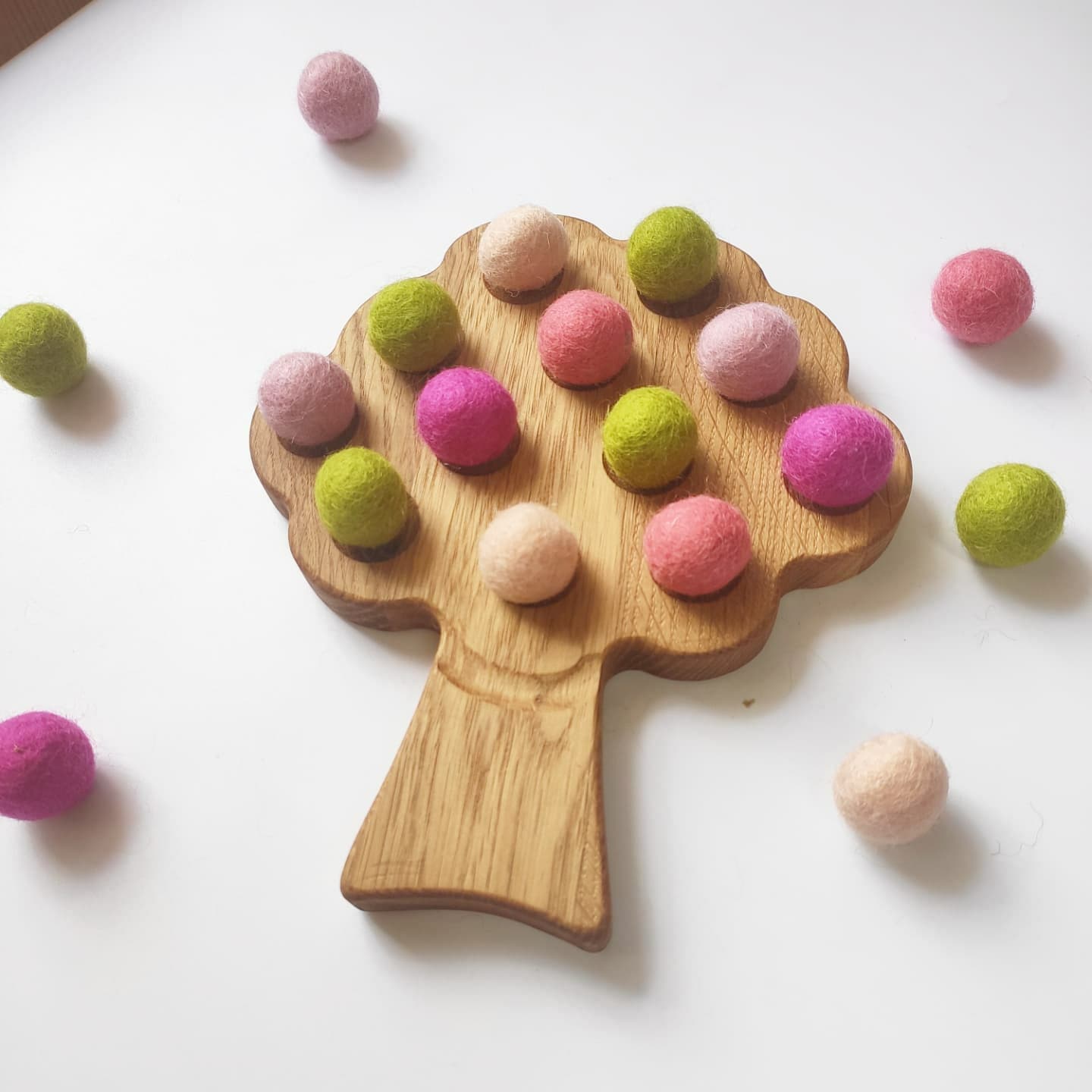 Montessori wooden tree, 4 seasons