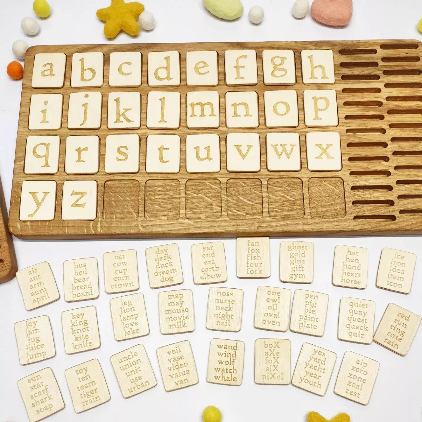 English big board and holder with letters cards