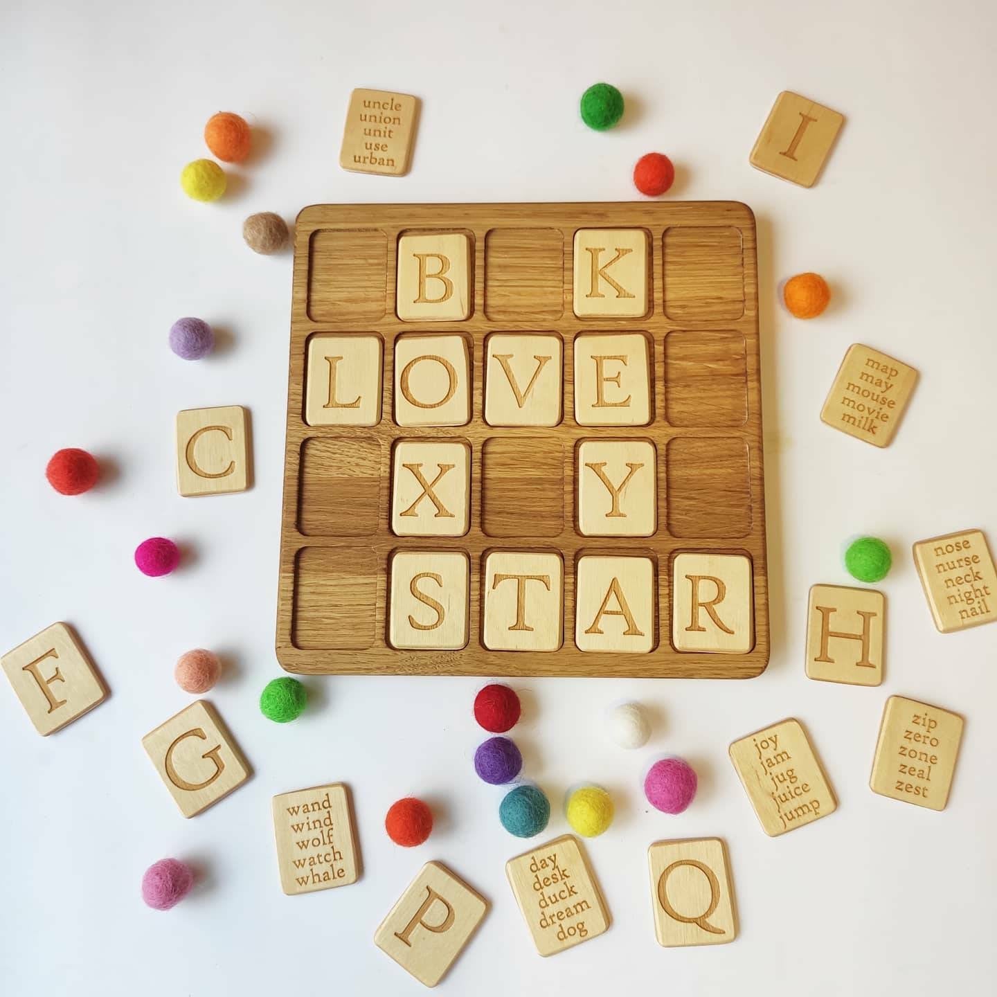 Montessori English Alphabet reversible board with uppercase letters cards