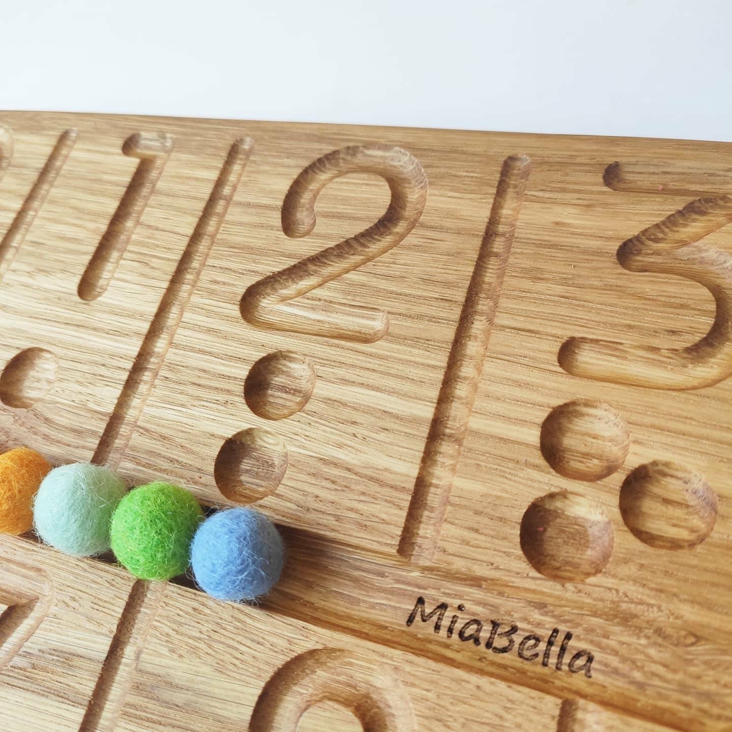 Number tracing board