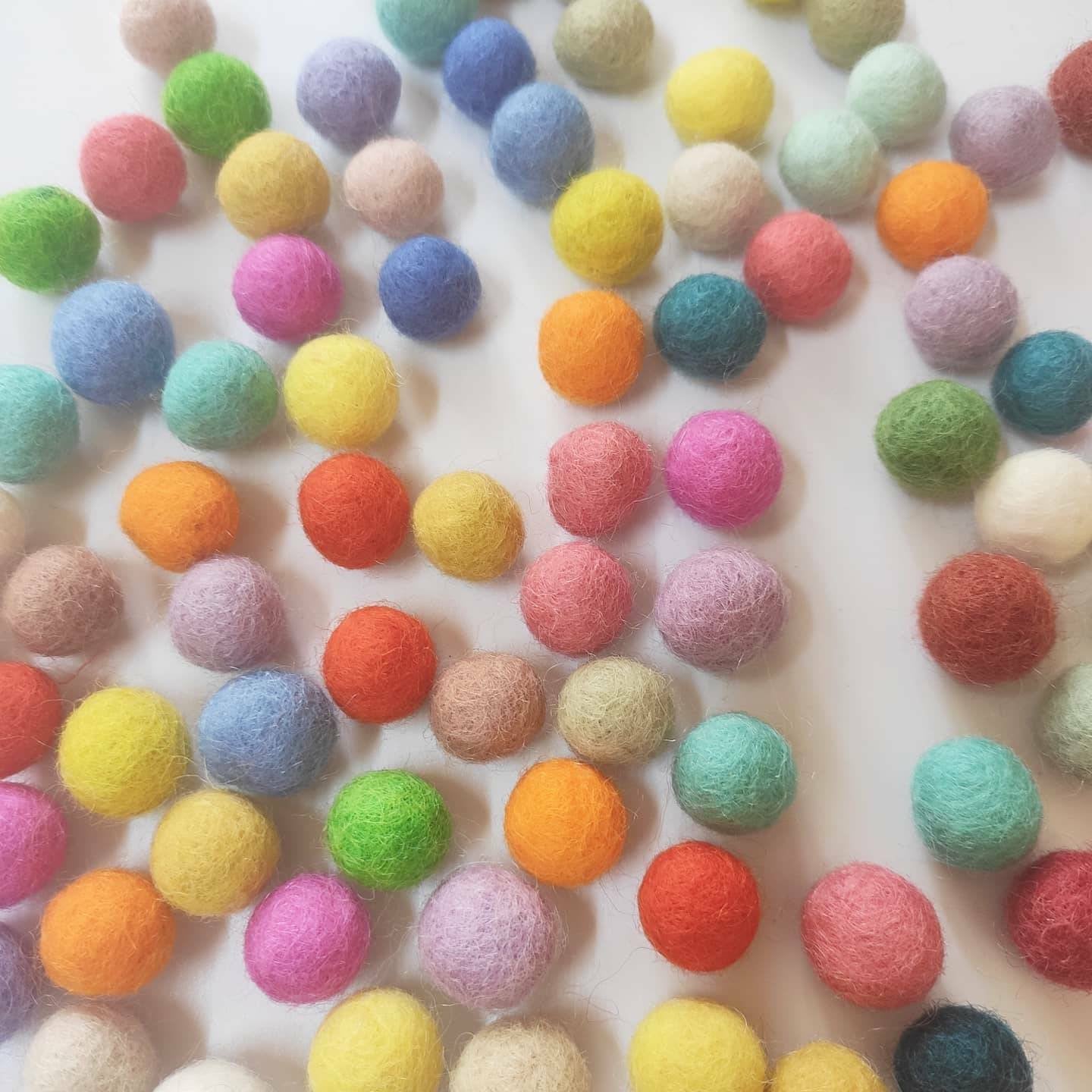 Felt Balls 1,5 cm or 15mm mixed colors