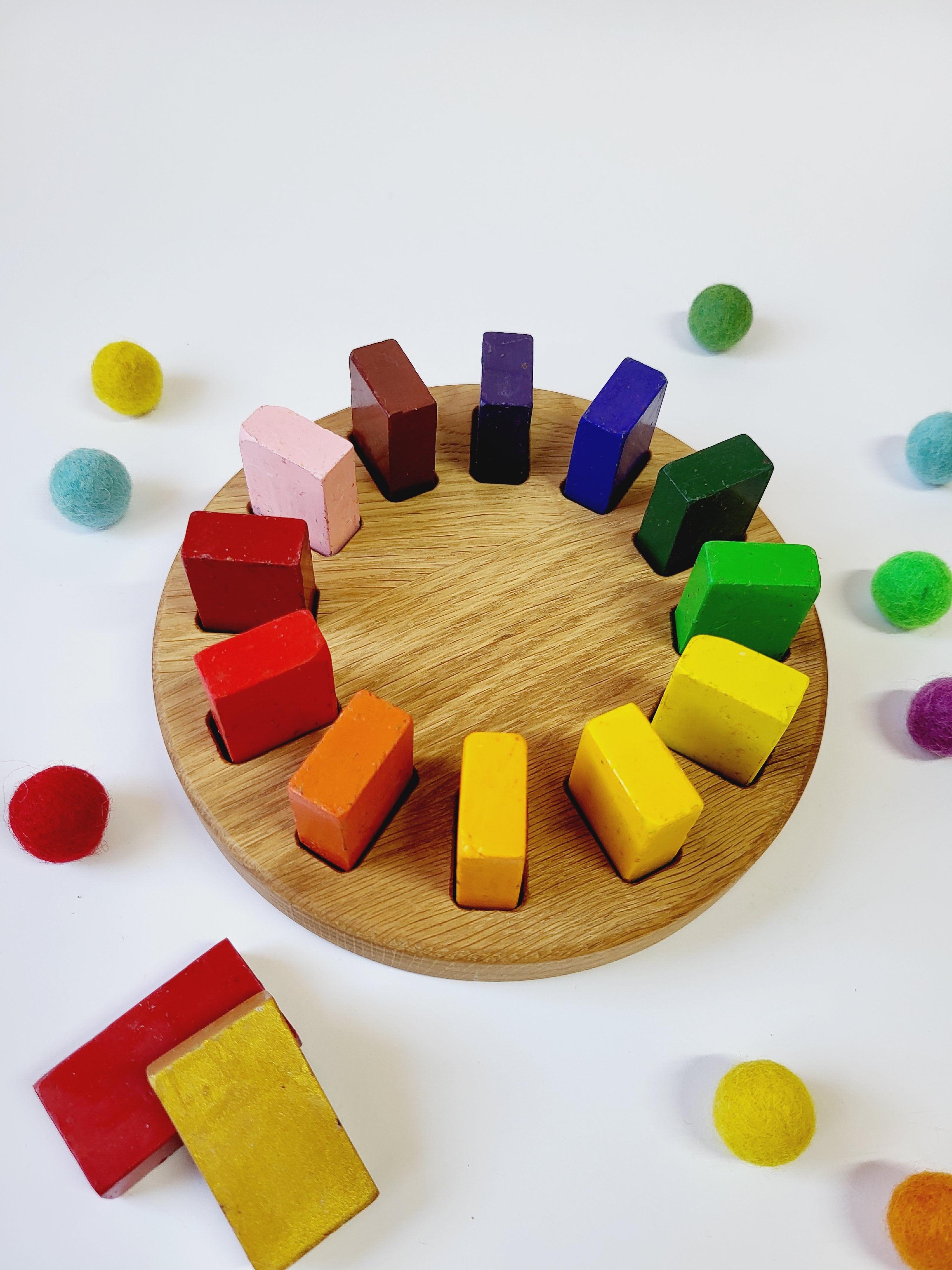 Round crayon holder for blocks Waldorf Stockmar painting, artworks, halloween gift for kids, desk organization, art supply, wooden holder without crayons, playroom gift, art and craft gift, art education