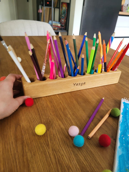 Pot à crayons en bois pour enfants, organiseur de bureau Montessori de différentes tailles, cadeau de rangement personnalisé pour fournitures artistiques