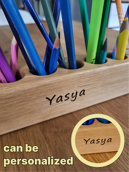 POT À CRAYONS en bois avec 10 trous et boules de feutre CRAYONS NON INCLUS