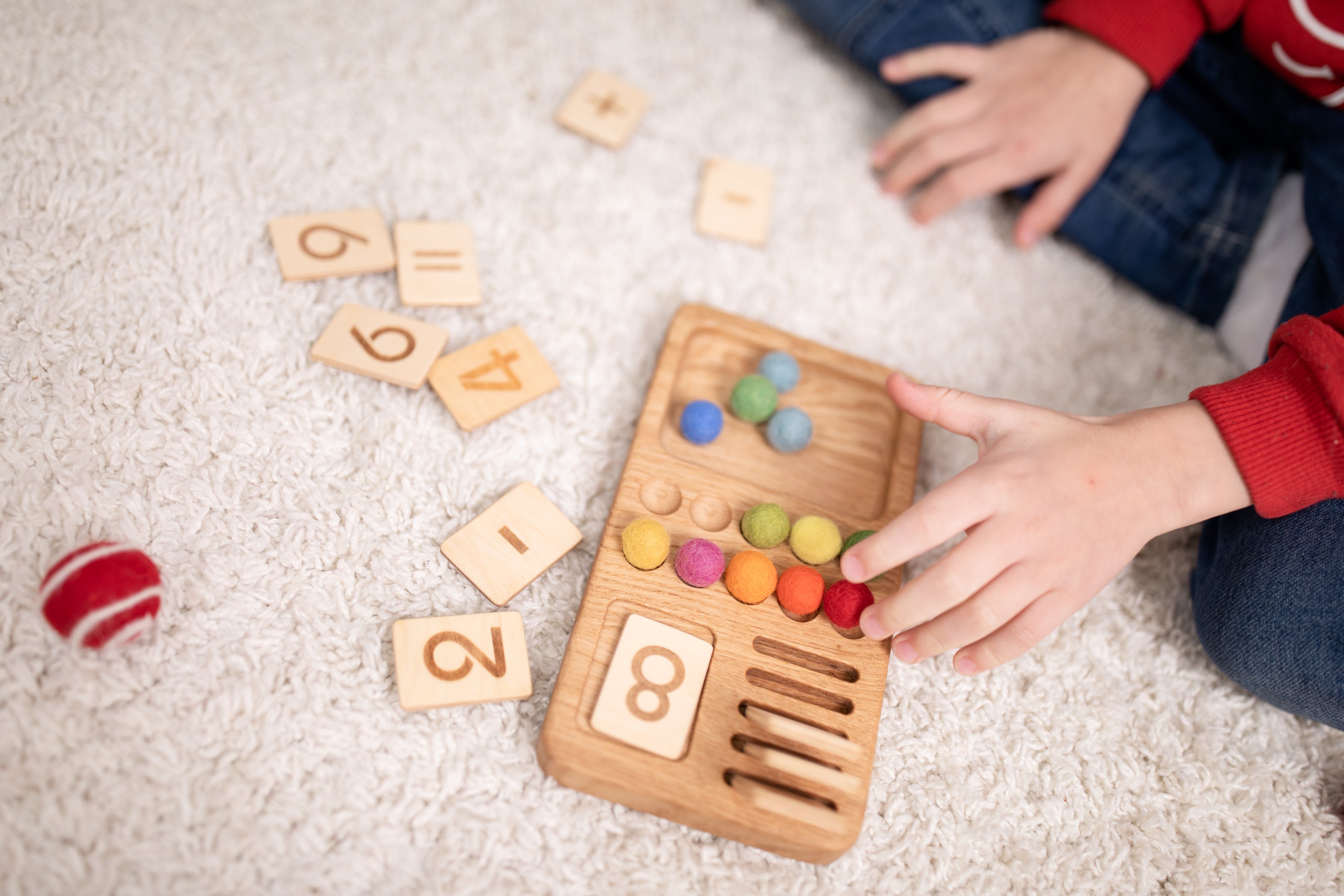 Wooden Math Board with Set of reversible cards 1-10