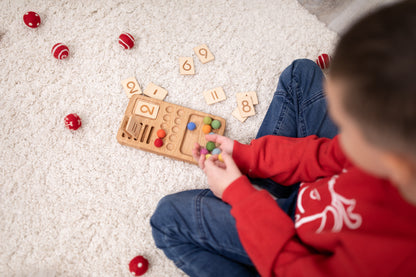 Wooden Math Board with Set of reversible cards 1-10