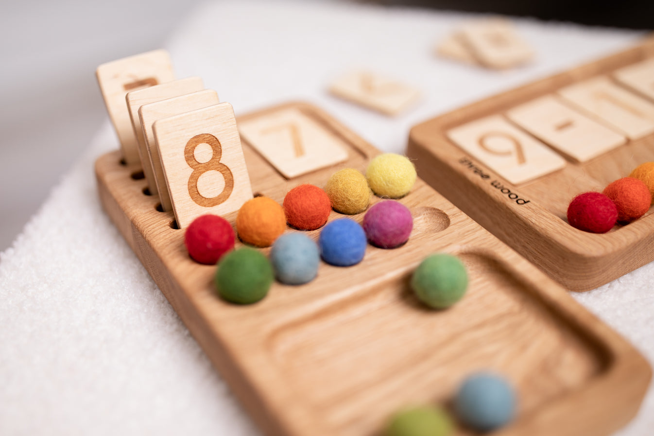 MATH BOARD 1-10 with reversible cards – THREEWOOD