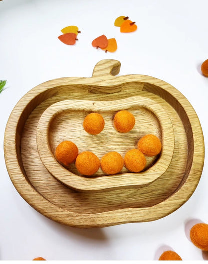 Halloween gift wooden pumpkin with felt balls