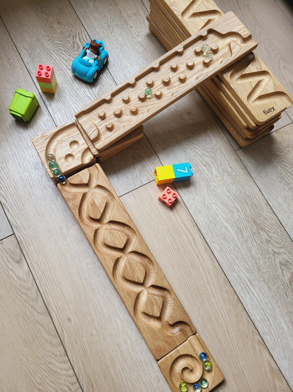 Wooden marble run TURN 90