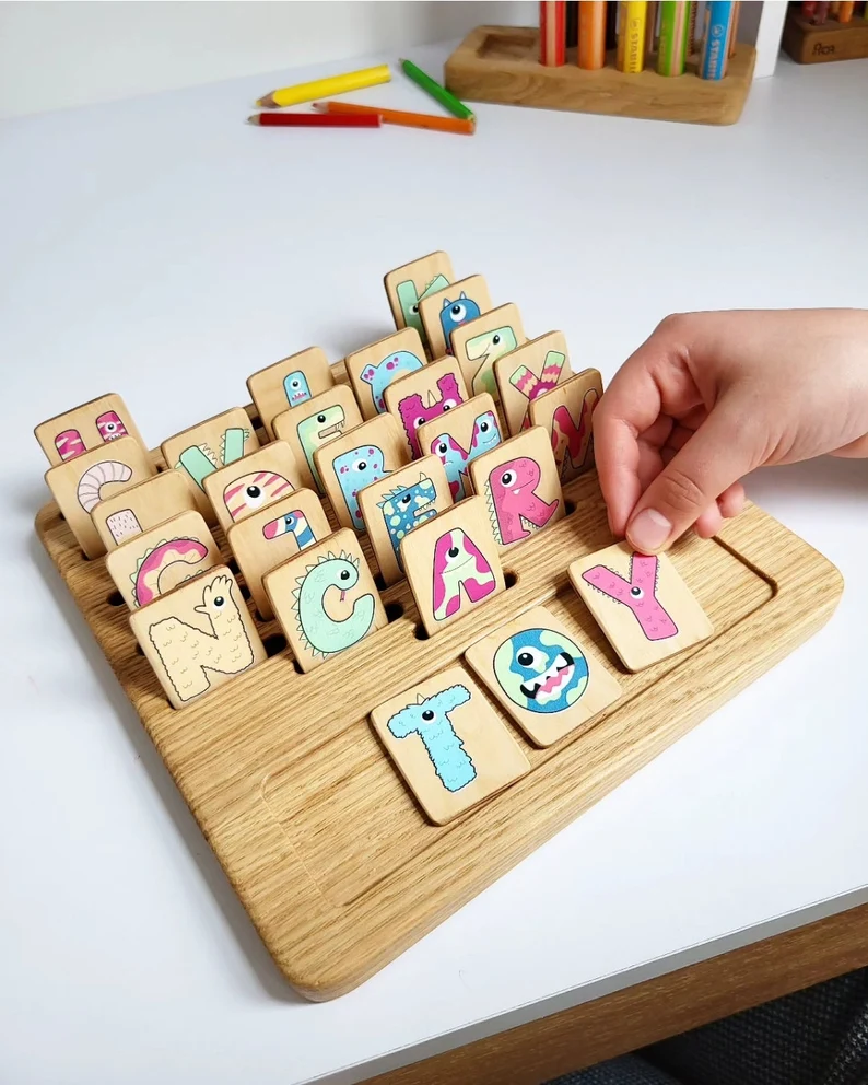 Montessori English Alphabet reversible board+Monsters letters cards