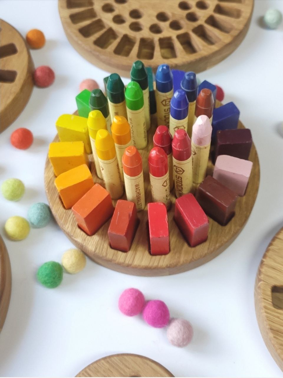 Waldorf Crayon round holder for Stockmar 16 Blocks and 16 Sticks, without crayons, crayon keeper, desk organization, gift for kids
