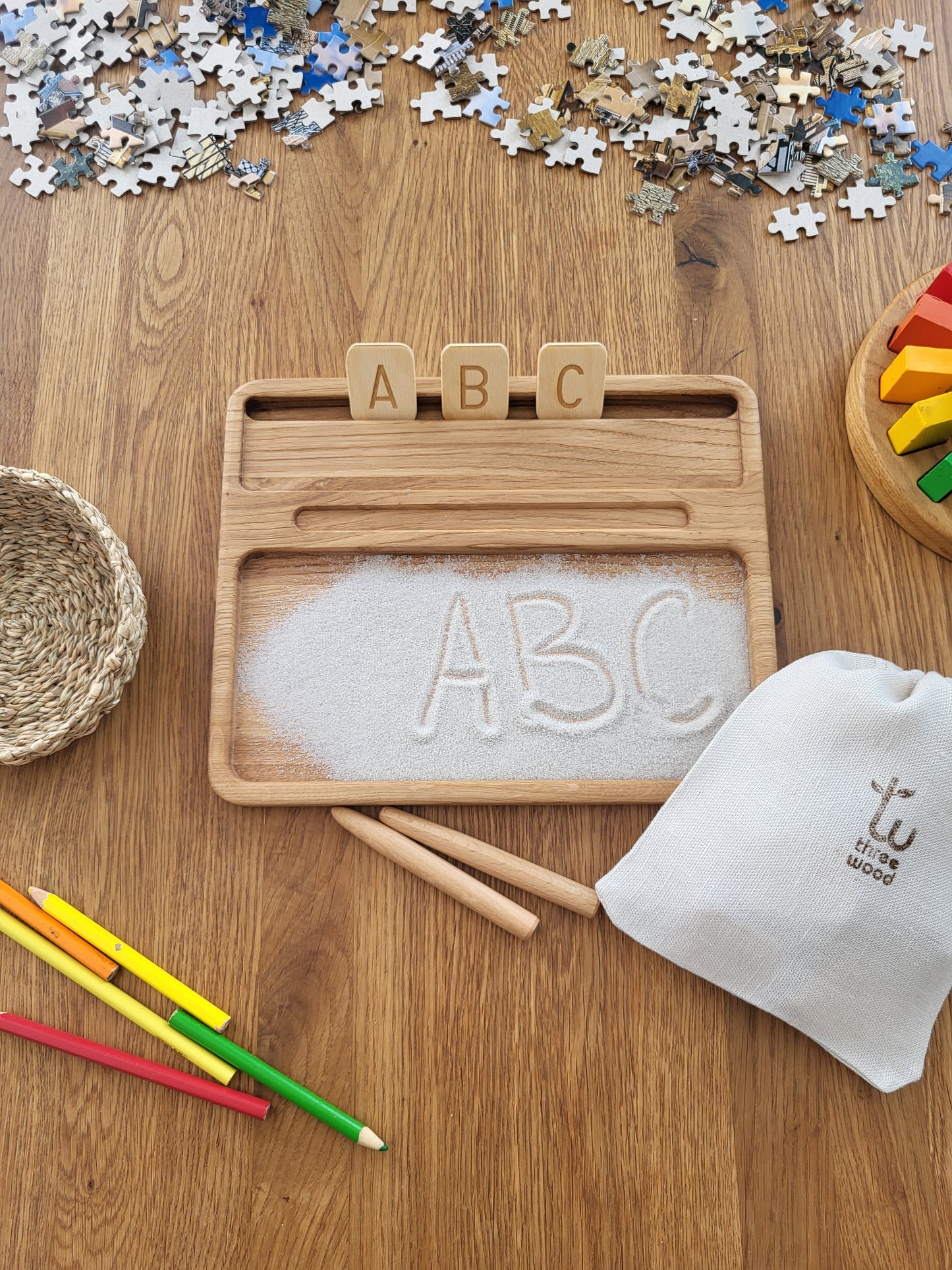 Sand tray with German letters cards
