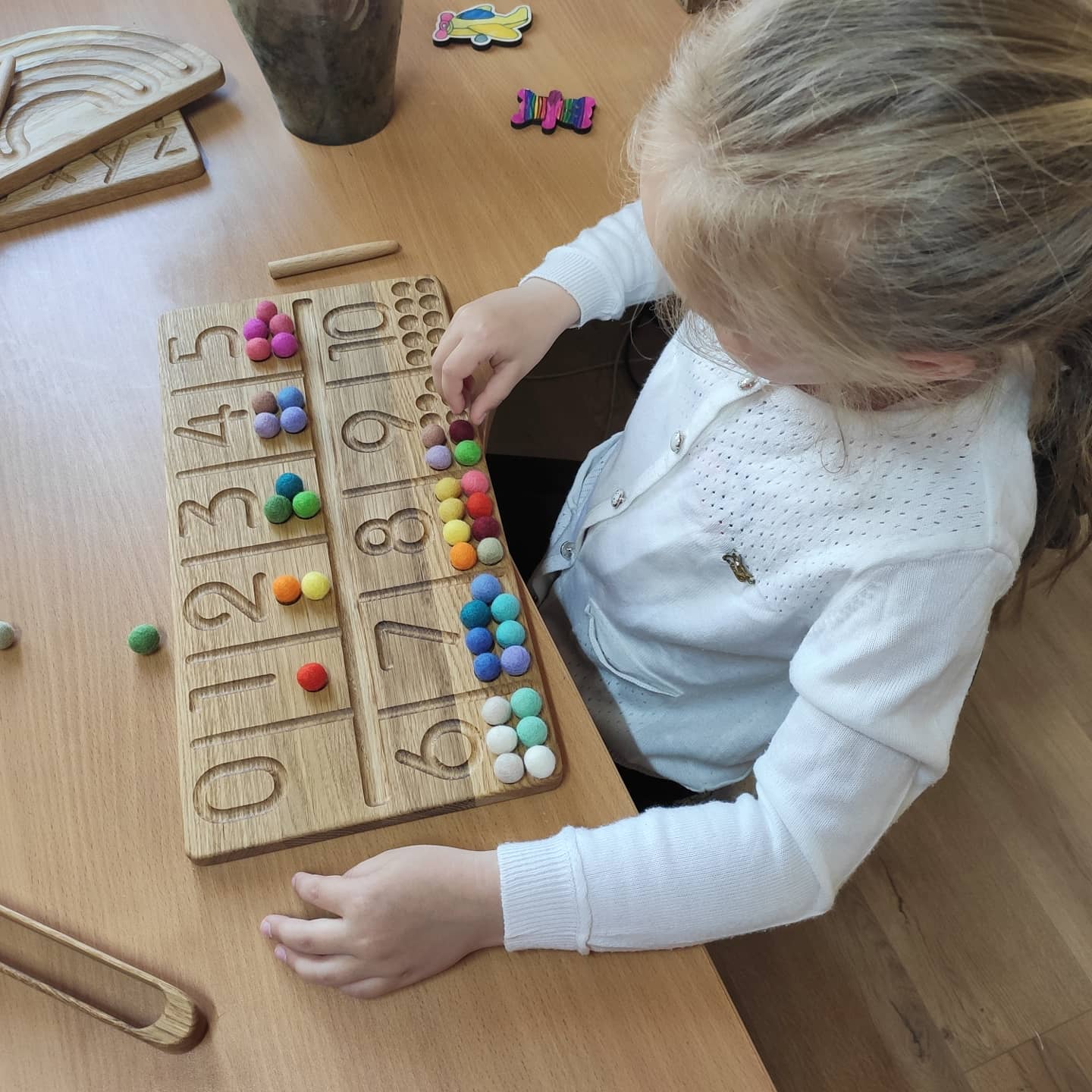 Number tracing board