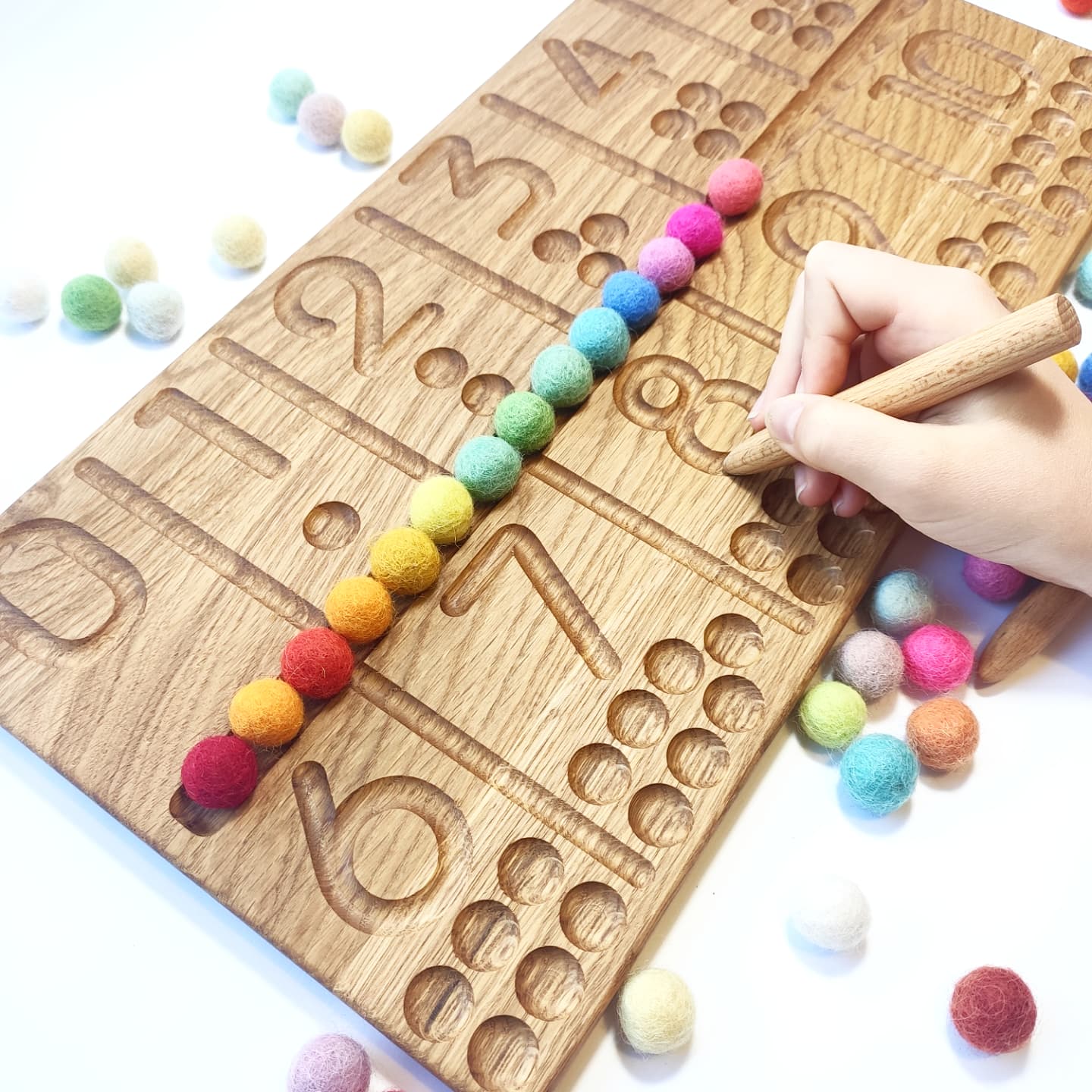 Number tracing board