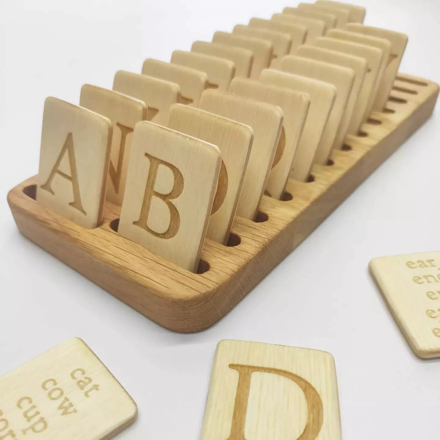 English big board and holder with letters cards