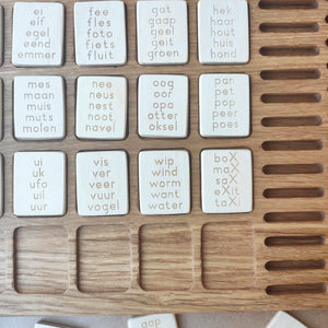 Dutch big board with lowercase letters cards with holder